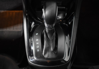 Подержанный автомобиль Ford Fiesta Hatchback 2016 года (10 фото)