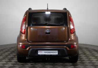 Подержанный автомобиль Kia Soul 2012 года (6 фото)