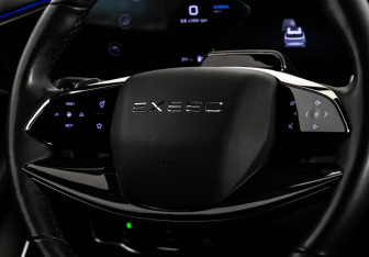 Подержанный автомобиль Exeed RX 2025 года (14 фото)