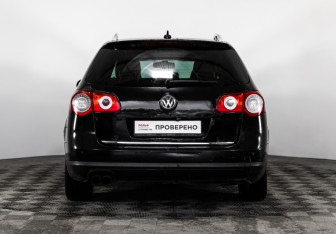 Подержанный автомобиль Volkswagen Passat Wagon 2008 года (6 фото)