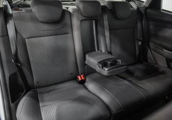 Подержанный автомобиль Ford Focus Hatchback 2013 года (22 фото)