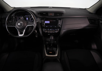 Подержанный автомобиль Nissan Qashqai 2019 года (9 фото)
