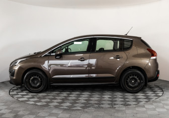 Подержанный автомобиль Peugeot 3008 2014 года (8 фото)