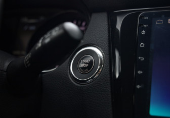 Подержанный автомобиль Nissan X-Trail 2018 года (15 фото)