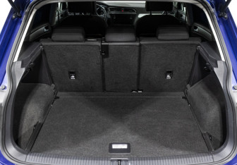 Подержанный автомобиль Volkswagen Tiguan 2019 года (19 фото)