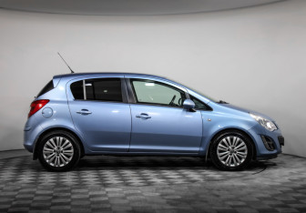 Подержанный автомобиль Opel Corsa 2013 года (4 фото)
