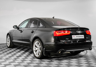 Подержанный автомобиль Audi A6 Sedan 2013 года (7 фото)
