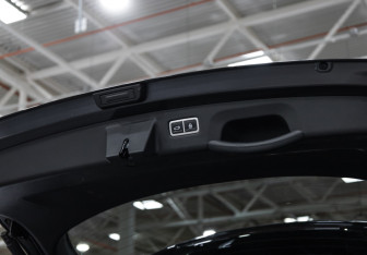Подержанный автомобиль Kia Sorento 2022 года (24 фото)