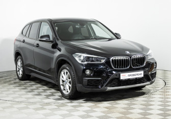 Подержанный автомобиль BMW X1 2017 года (3 фото)