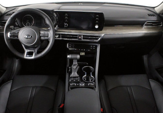 Новый Kia K5 2025 (7 фото)