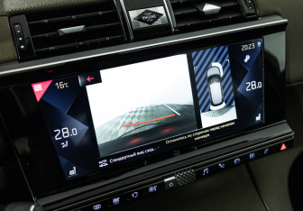 Подержанный автомобиль DS 7 Crossback 2020 года (18 фото)