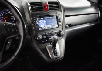 Подержанный автомобиль Honda CR-V 2012 года (17 фото)