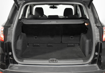 Подержанный автомобиль Ford Kuga 2016 года (19 фото)