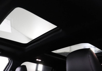 Подержанный автомобиль Ford Explorer 2018 года (16 фото)