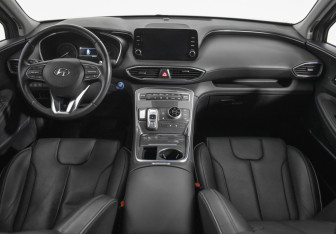 Подержанный автомобиль Hyundai Santa Fe 2021 года (13 фото)