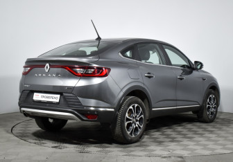 Подержанный автомобиль Renault Arkana 2019 года (5 фото)