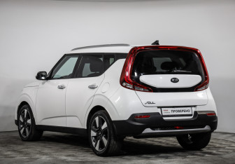Подержанный автомобиль Kia Soul 2019 года (7 фото)