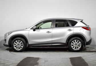 Подержанный автомобиль Mazda CX-5 2017 года (8 фото)