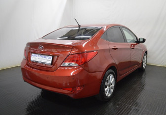 Подержанный автомобиль Hyundai Solaris Sedan 2016 года (5 фото)