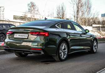 Подержанный автомобиль Audi A5 Liftback 2021 года (5 фото)