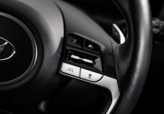 Подержанный автомобиль Hyundai Tucson 2022 года (11 фото)