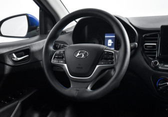 Подержанный автомобиль Hyundai Solaris Sedan 2020 года (15 фото)