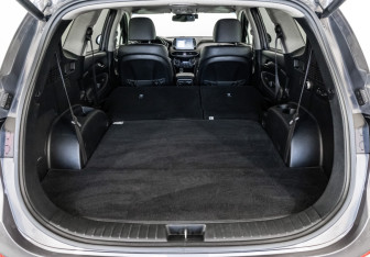 Подержанный автомобиль Hyundai Santa Fe 2019 года (27 фото)