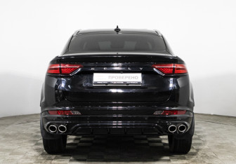 Подержанный автомобиль Geely Tugella 2022 года (6 фото)