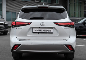 Новый Toyota Highlander 2025 (3 фото)