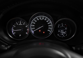 Подержанный автомобиль Mazda CX-5 2017 года (20 фото)