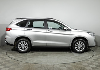 Подержанный автомобиль Haval M6 2023 года (4 фото)