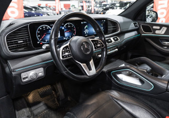 Подержанный автомобиль Mercedes-Benz GLE 2021 года (16 фото)