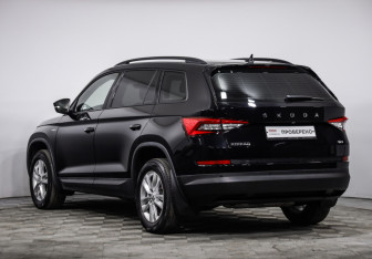 Подержанный автомобиль Skoda Kodiaq 2021 года (7 фото)