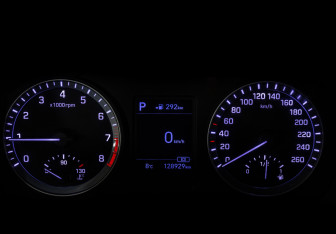 Подержанный автомобиль Hyundai Sonata 2019 года (22 фото)