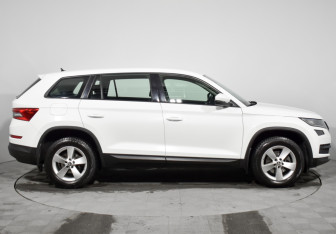 Подержанный автомобиль Skoda Kodiaq 2020 года (4 фото)
