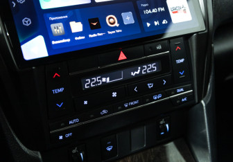 Подержанный автомобиль Toyota Camry Sedan 2018 года (17 фото)