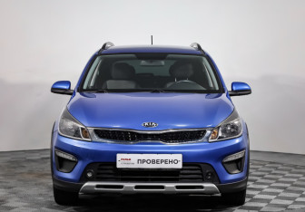 Подержанный автомобиль Kia Rio Hatchback 2020 года (2 фото)