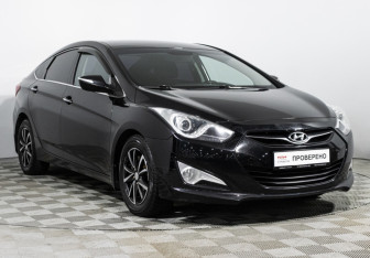 Подержанный автомобиль Hyundai i40 Sedan 2015 года (3 фото)