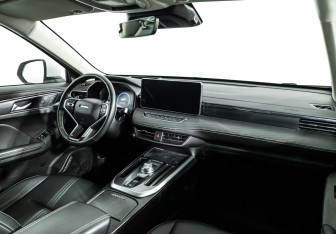 Подержанный автомобиль Haval Jolion 2022 года (9 фото)