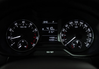 Подержанный автомобиль Skoda Octavia Liftback 2017 года (12 фото)