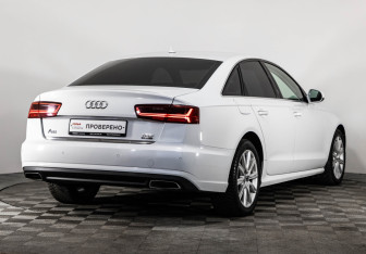 Подержанный автомобиль Audi A6 Sedan 2016 года (5 фото)
