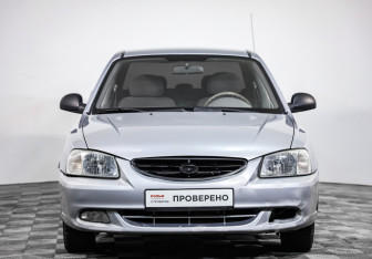 Подержанный автомобиль Hyundai Accent Sedan 2008 года (2 фото)