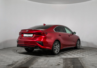 Подержанный автомобиль Kia Cerato Sedan 2020 года (5 фото)