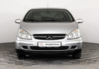 Подержанный автомобиль Citroen C5 Liftback 2001 года (2 фото)
