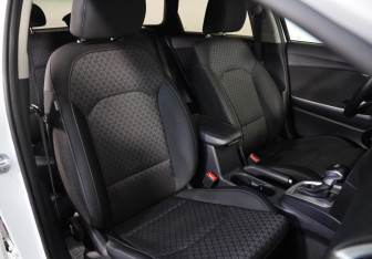 Подержанный автомобиль Kia Ceed Wagon 2019 года (20 фото)