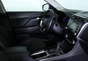 Подержанный автомобиль Hyundai Creta 2021 года (10 фото)
