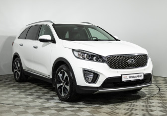 Подержанный автомобиль Kia Sorento 2016 года (3 фото)