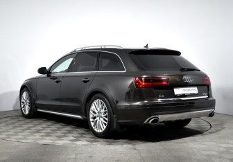 Подержанный автомобиль Audi A6 allroad 2016 года (7 фото)