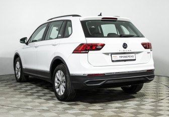 Подержанный автомобиль Volkswagen Tiguan 2021 года (7 фото)
