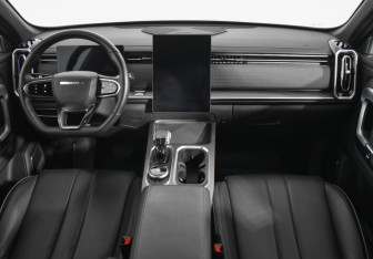 Подержанный автомобиль Jaecoo J7 2024 года (13 фото)